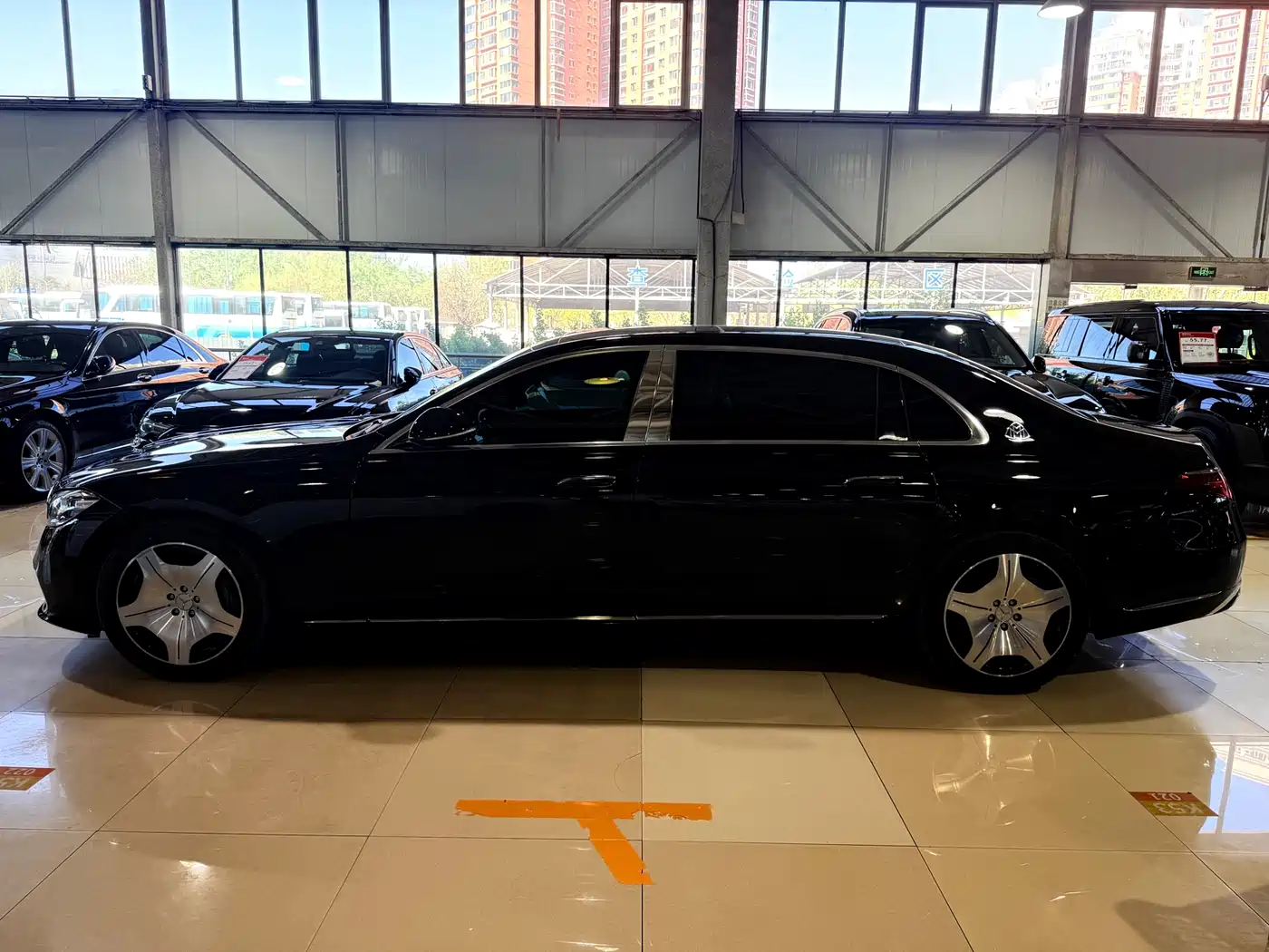 MERCEDES-BENZ MAYBACH S-CLASS