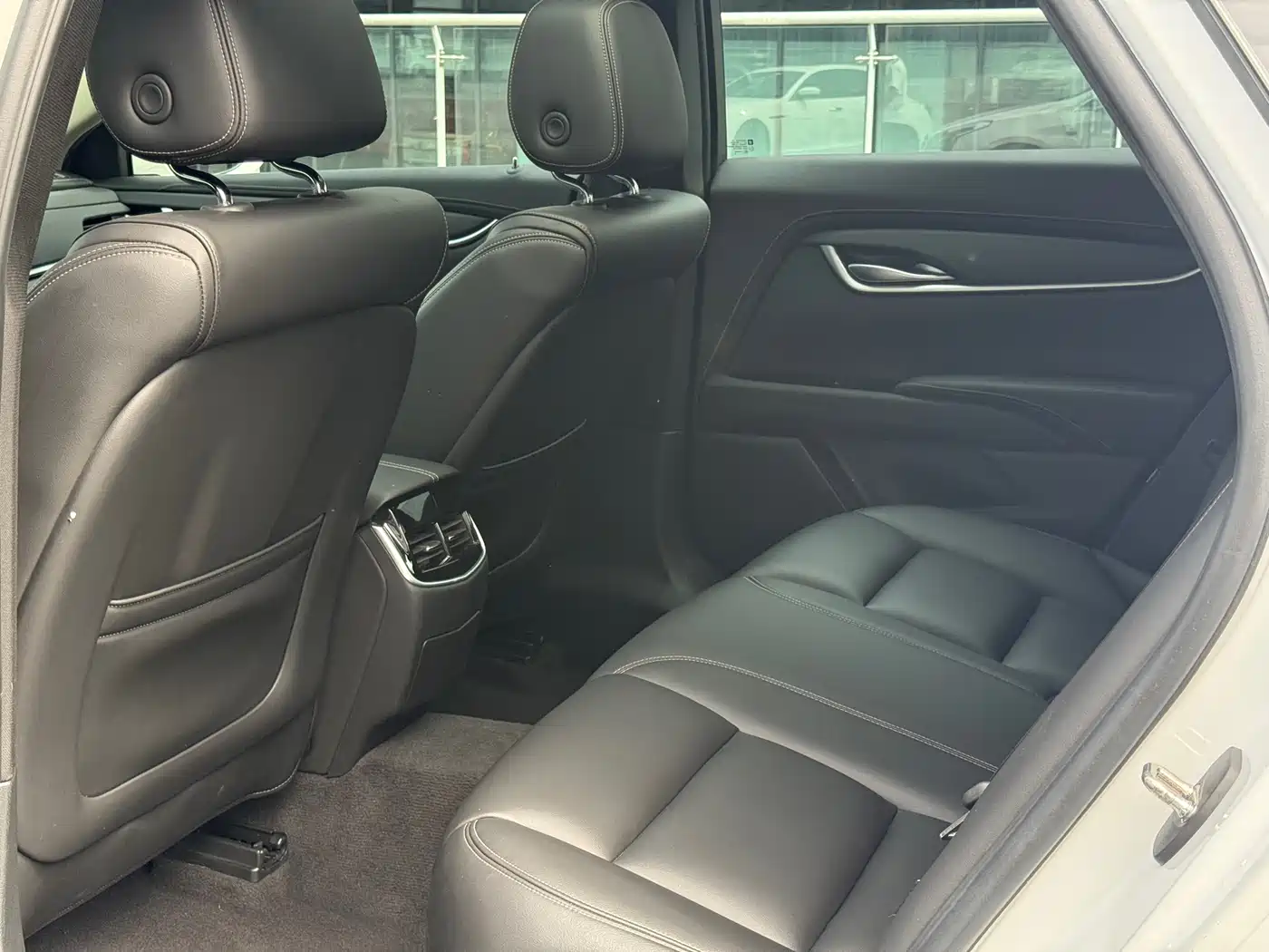 Cadillac XTS 2018 28T Technology фото 3