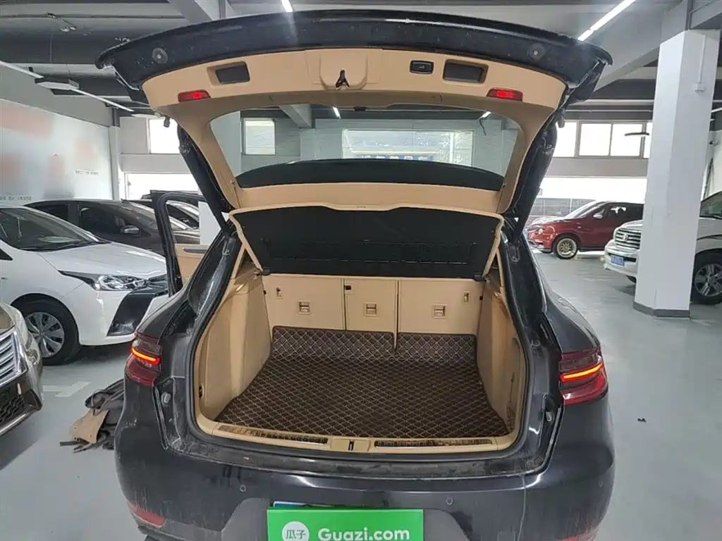 Porsche Macan 2017 Macan 2.0T фото 15