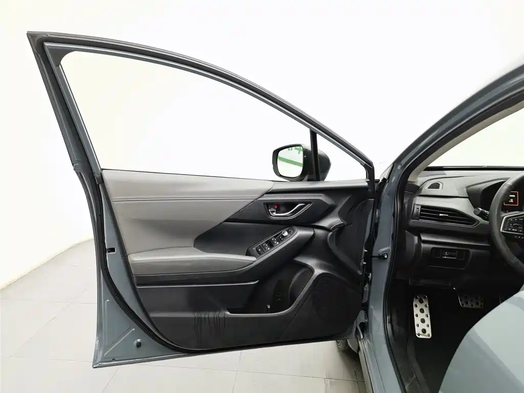 Subaru Crosstrek 2024 2.5i AWD Flagship EyeSight фото 8