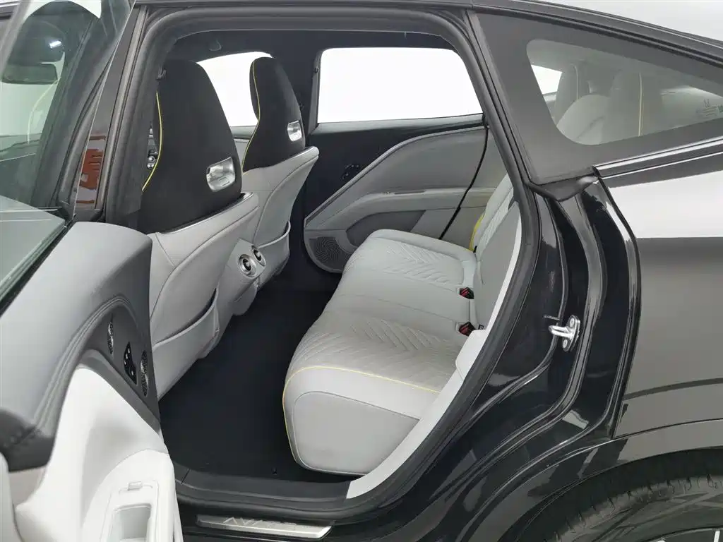 Avatr 11 2025 Facelift Max Range Extender фото 15