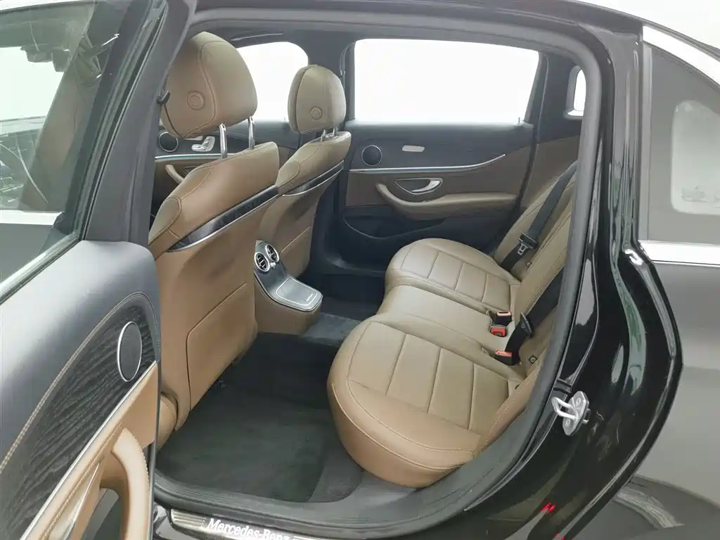 Mercedes-Benz E-Class 2023 Facelift E 300 L Sport Fashion фото 15