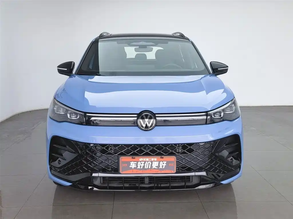 Volkswagen Tiguan L 2024 PRO 380TSI 4WD R-Line Premium Edition фото 3