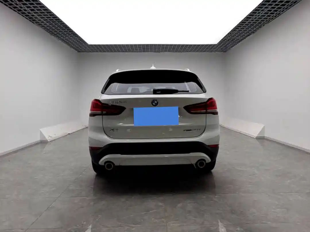 BMW X1 2022 sDrive25Li Leading фото 20