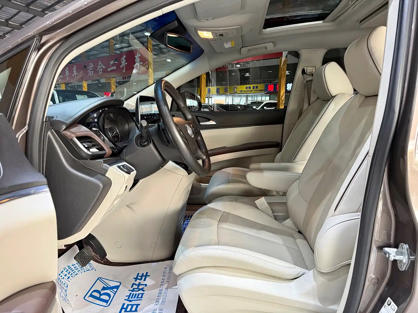Buick GL8 2021 Land Business Class 652T Luxury фото 20