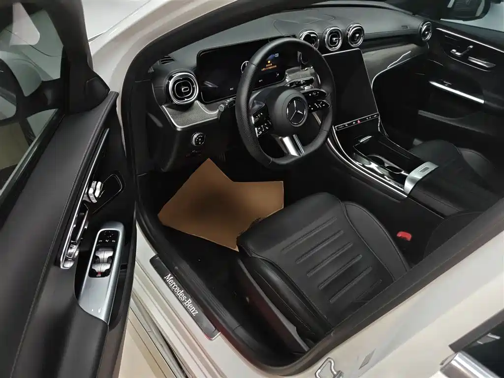 Mercedes-Benz C-Class 2023 Facelift C 260 L Sport Edition фото 12