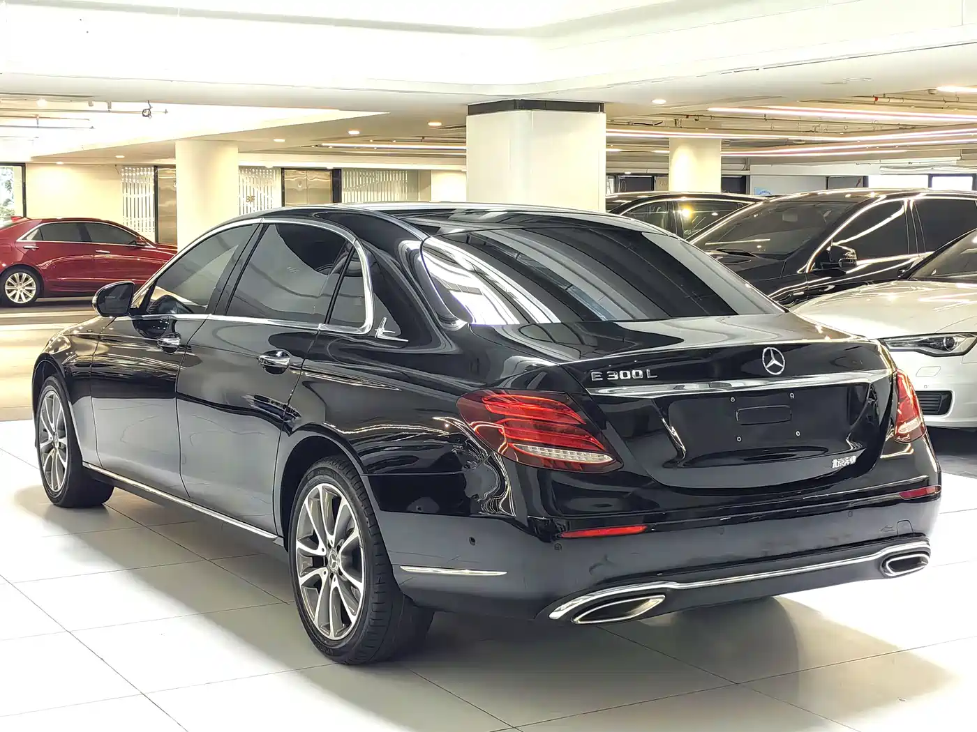 Mercedes-Benz E-Class 2019 E 300 L Fashion фото 10