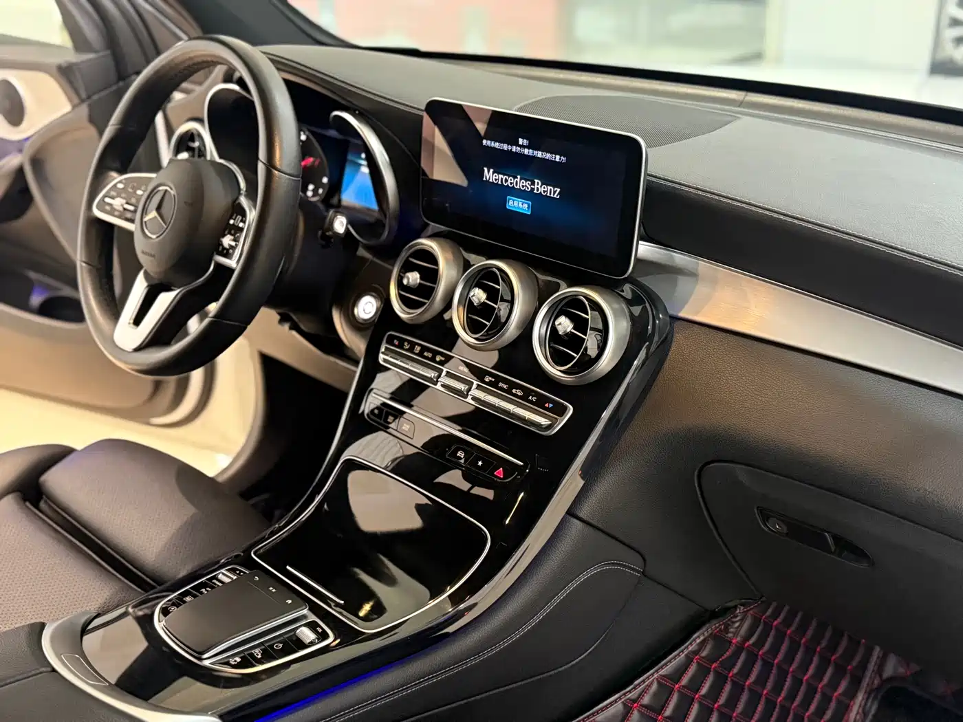 Mercedes-Benz GLC 2020 GLC 260 L 4MATIC Dynamic фото 11
