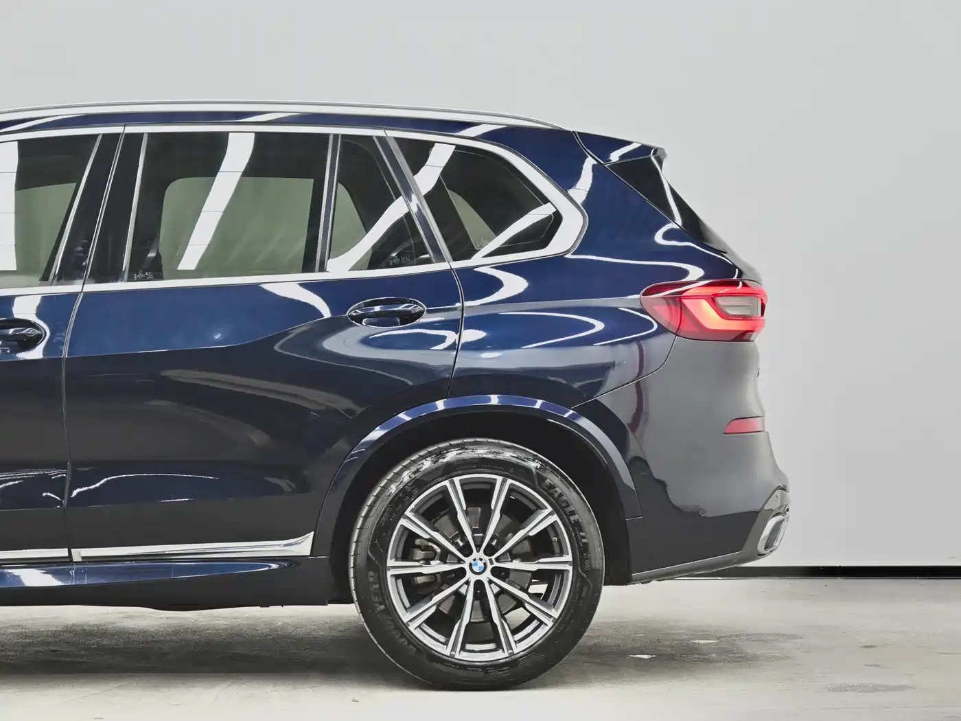 BMW X5 (Import) 2021 xDrive40i M Sport Package фото 23