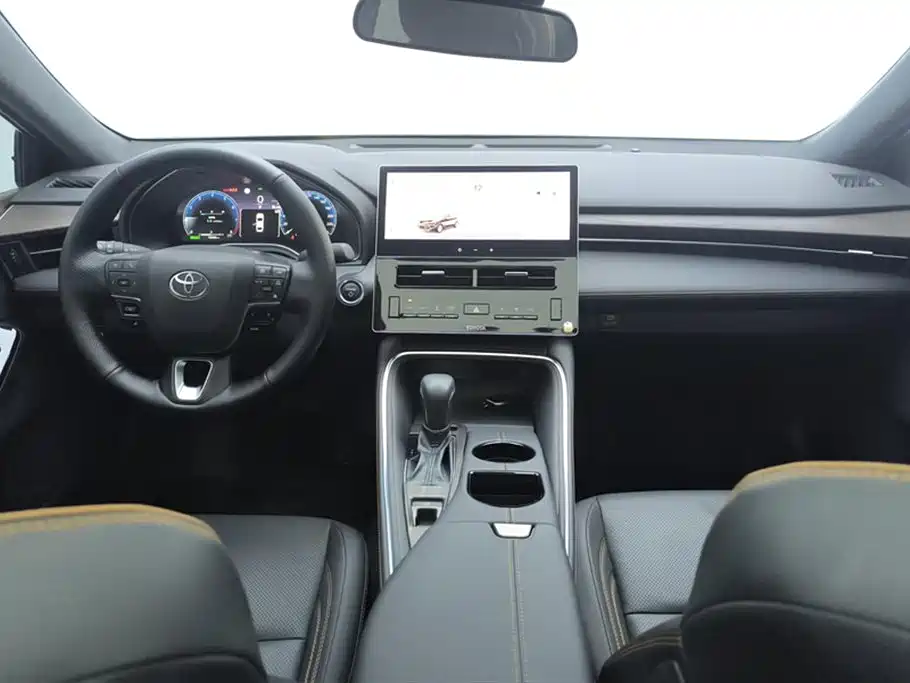 Toyota Avalon 2024 Hybrid 2.0L Luxury Edition фото 12