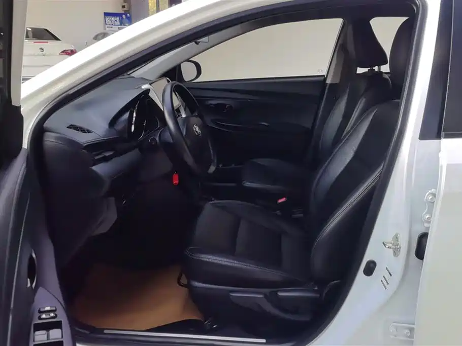 Toyota YARiS L Zhi Xuan 2019 1.5E CVT MeiDong Edition China VI фото 9