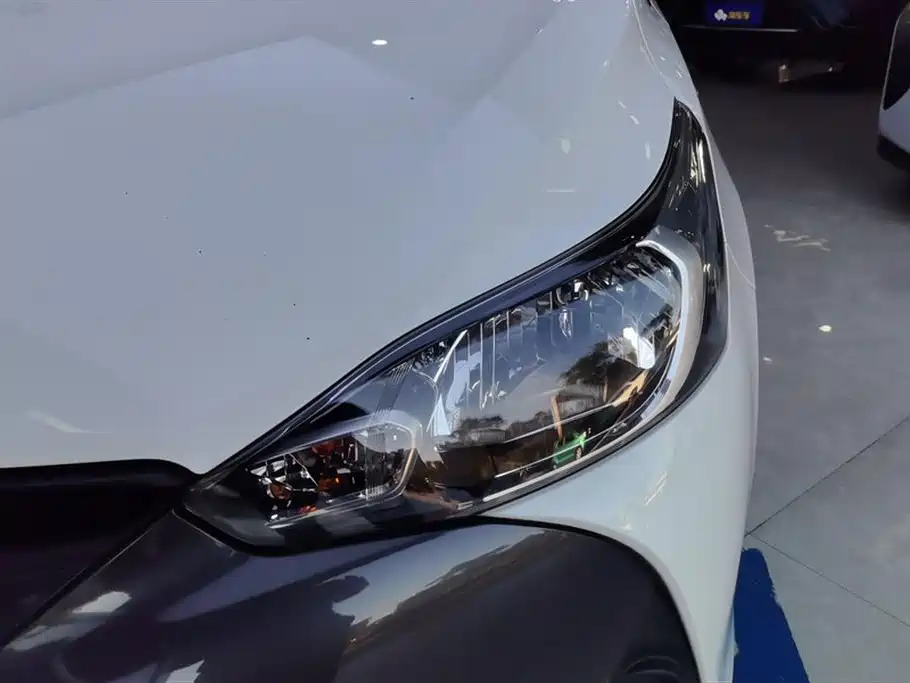 Toyota YARiS L Zhi Xuan 2019 1.5E CVT MeiDong Edition China VI фото 5