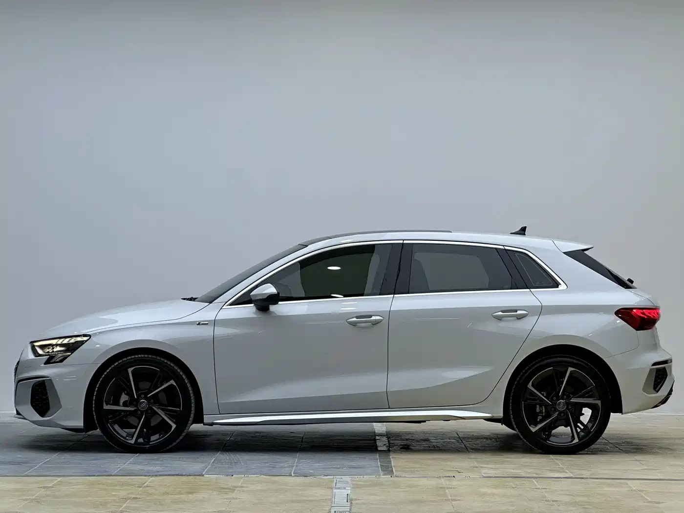Audi A3 2021 Sportback 35 TFSI Fashion Sport фото 2