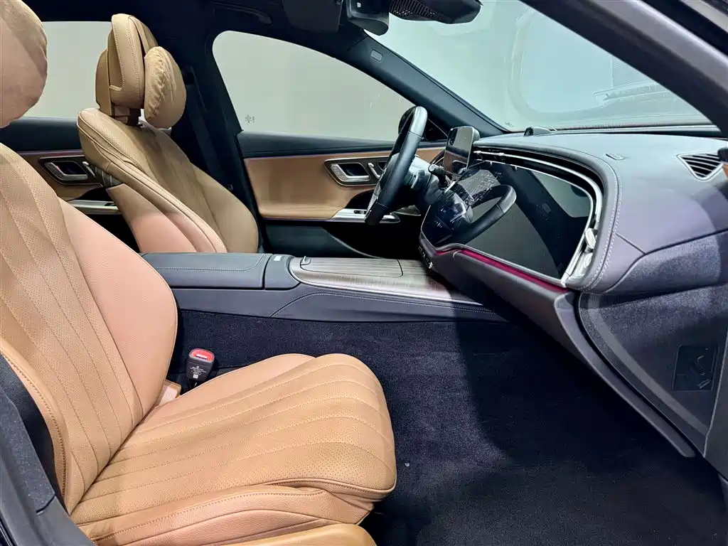 Mercedes-Benz E-Class 2024 Model E 300 L Luxury фото 19