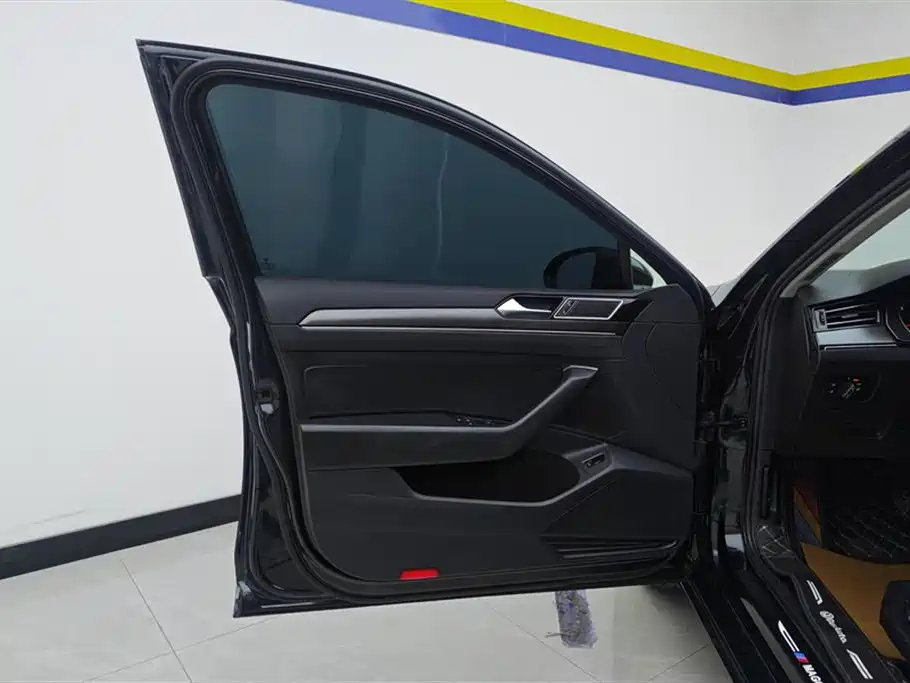 Volkswagen Magotan 2020 330TSI DSG Leading фото 7