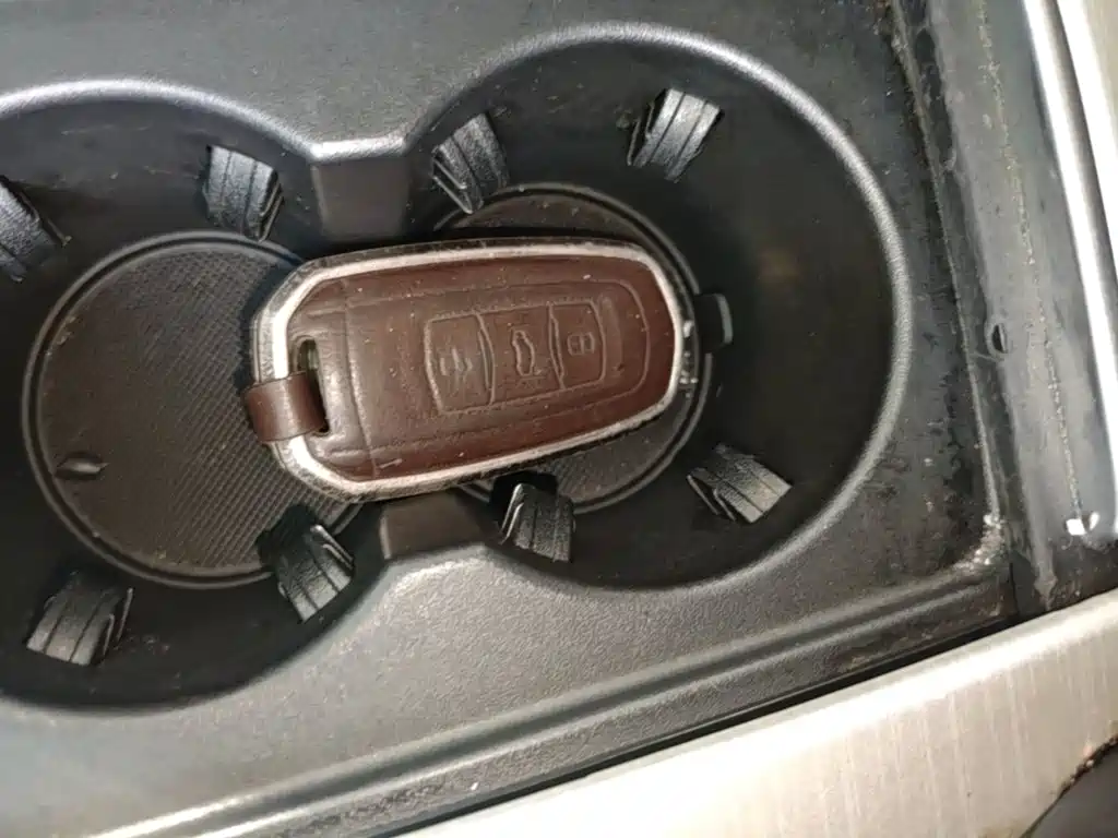 Фото 9 - Geely Atlas