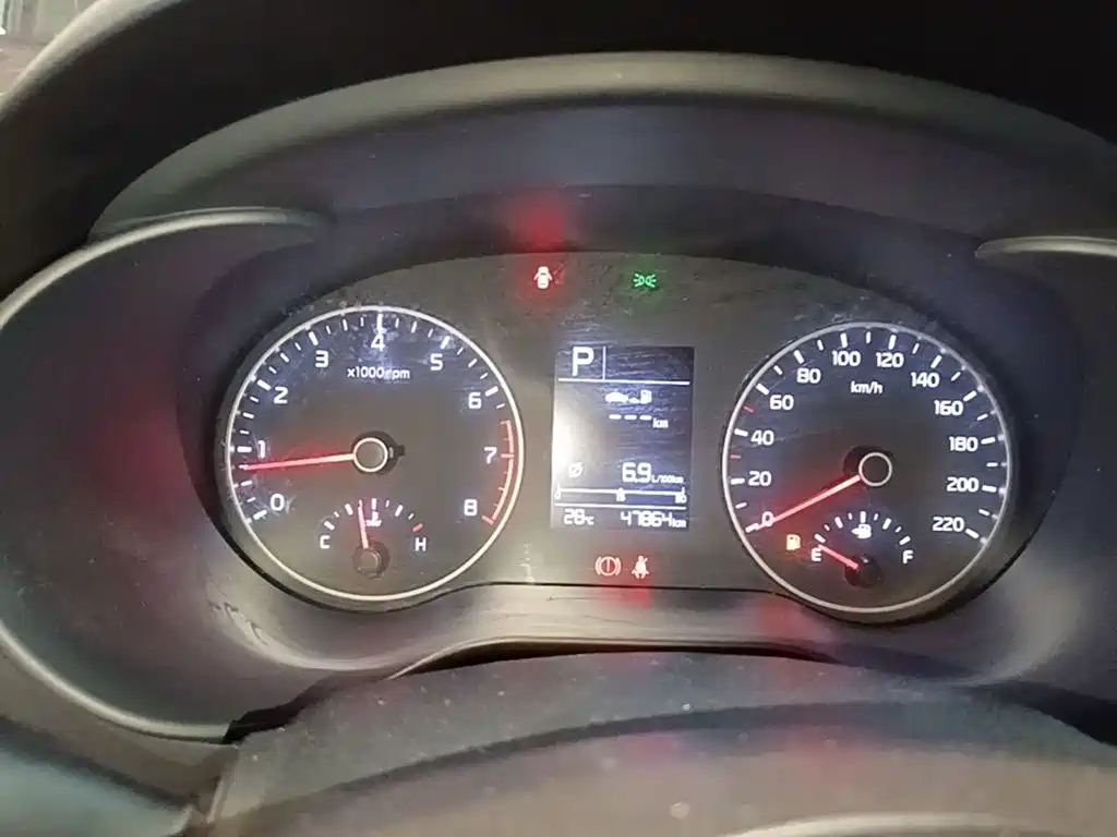 Kia K2 2017 2017 Sedan 1.4L AT GLS