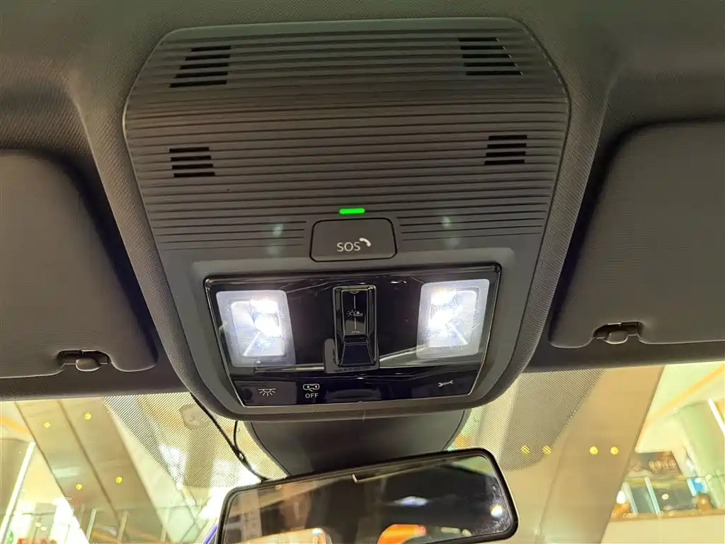 VOLKSWAGEN ID.4 CROZZ