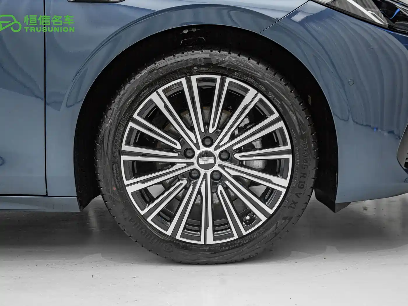 Geely Galaxy Galaxy A7 2025 EM-i фото 11