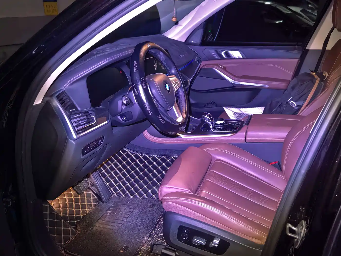 BMW X7 2020 xDrive40i Leading Luxury Package фото 9