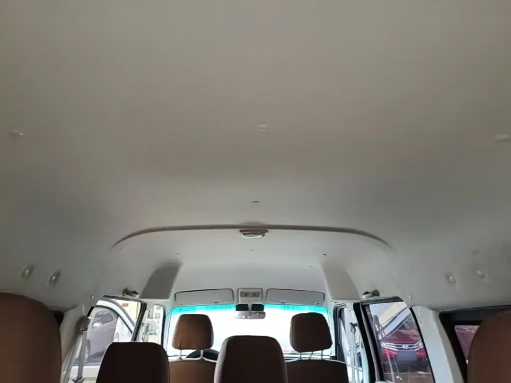 SRM Xinyuan Good Luck 2024 2023 Standard Passenger Vehicle