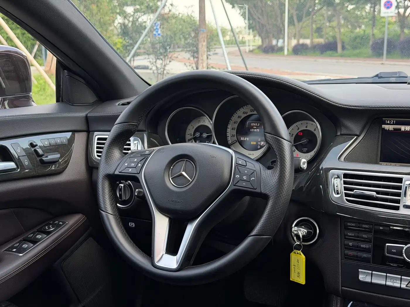 Mercedes-Benz CLS 2012 CLS 300 CGI фото 9