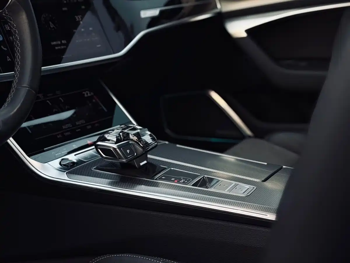 Audi A6L 2024 45 TFSI Premium Dynamic фото 6