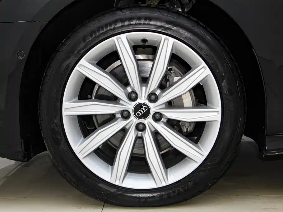 Audi A6L 2024 45 TFSI Premium Dynamic фото 11