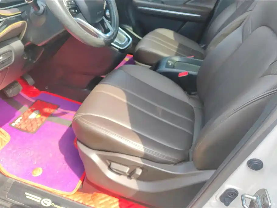 GAC Trumpchi Trumpchi M6 2021 270T DCT Luxury Edition (7-seater) фото 9
