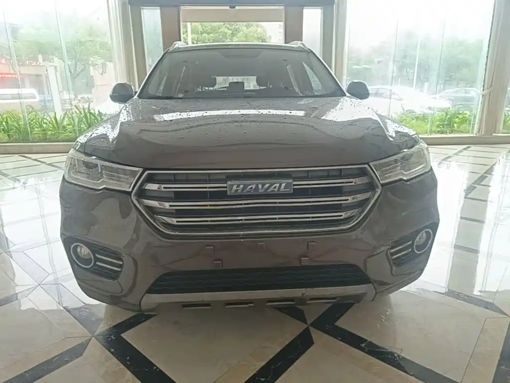 Photo 3 - Haval H6