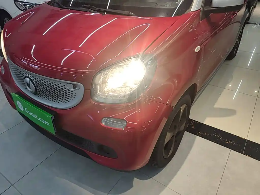 smart forfour 2018 2018 1.0L 52kW Passion Edition