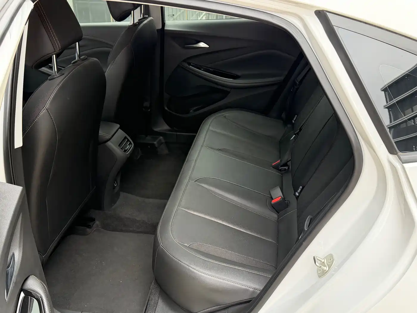 Buick Verano 2023 Pro Joy Edition фото 9