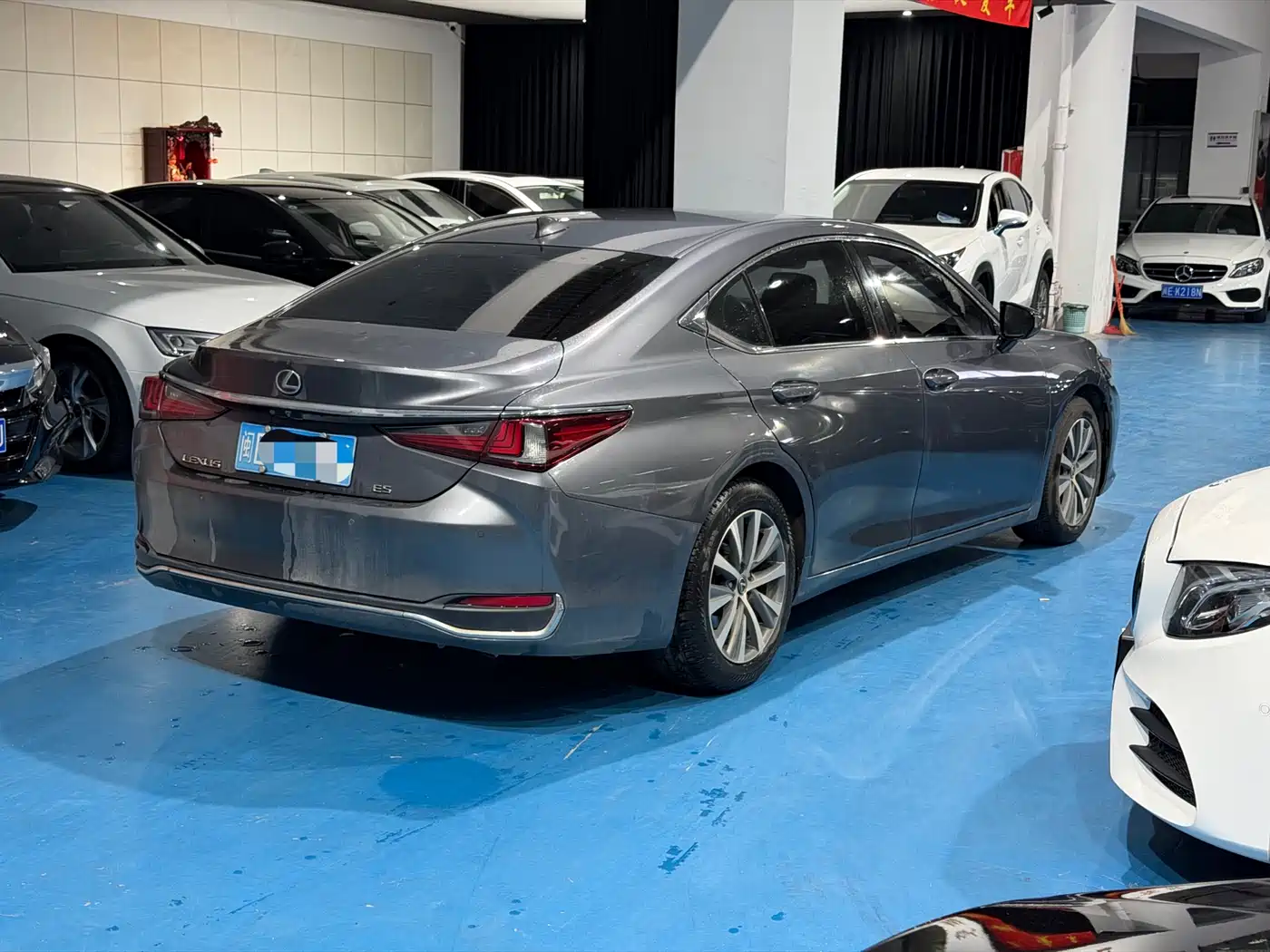 Lexus ES 2018 200 Excellence Edition China V фото 3