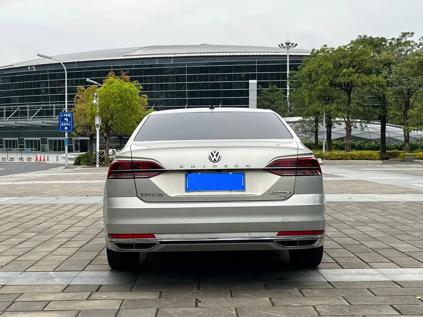 Volkswagen Phideon 2018 380TSI 2WD Business Edition фото 14