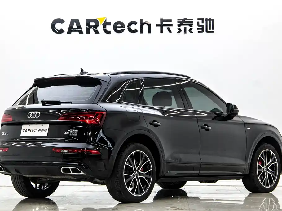 Audi Q5L 2024 Model 45 TFSI Luxury Dynamic фото 5