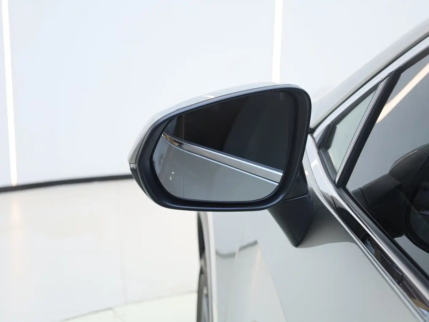Lexus NX 2023 2022 260 FWD Joy Creation Edition