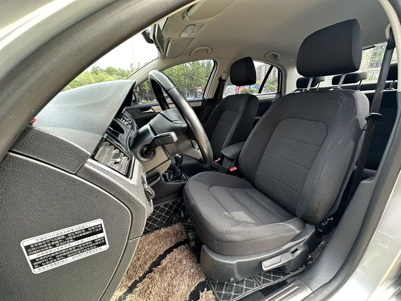 Volkswagen Bora 2014 1.6L Manual Fashion фото 23