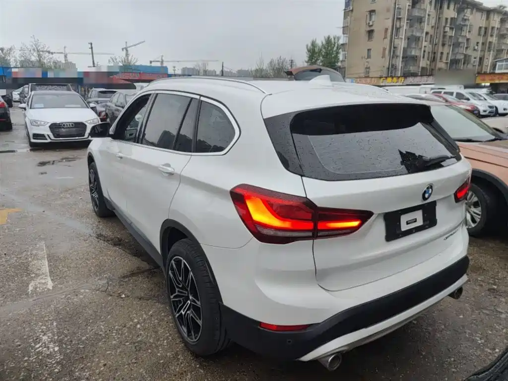 BMW X1 2021 Facelift sDrive20Li Fashion фото 23