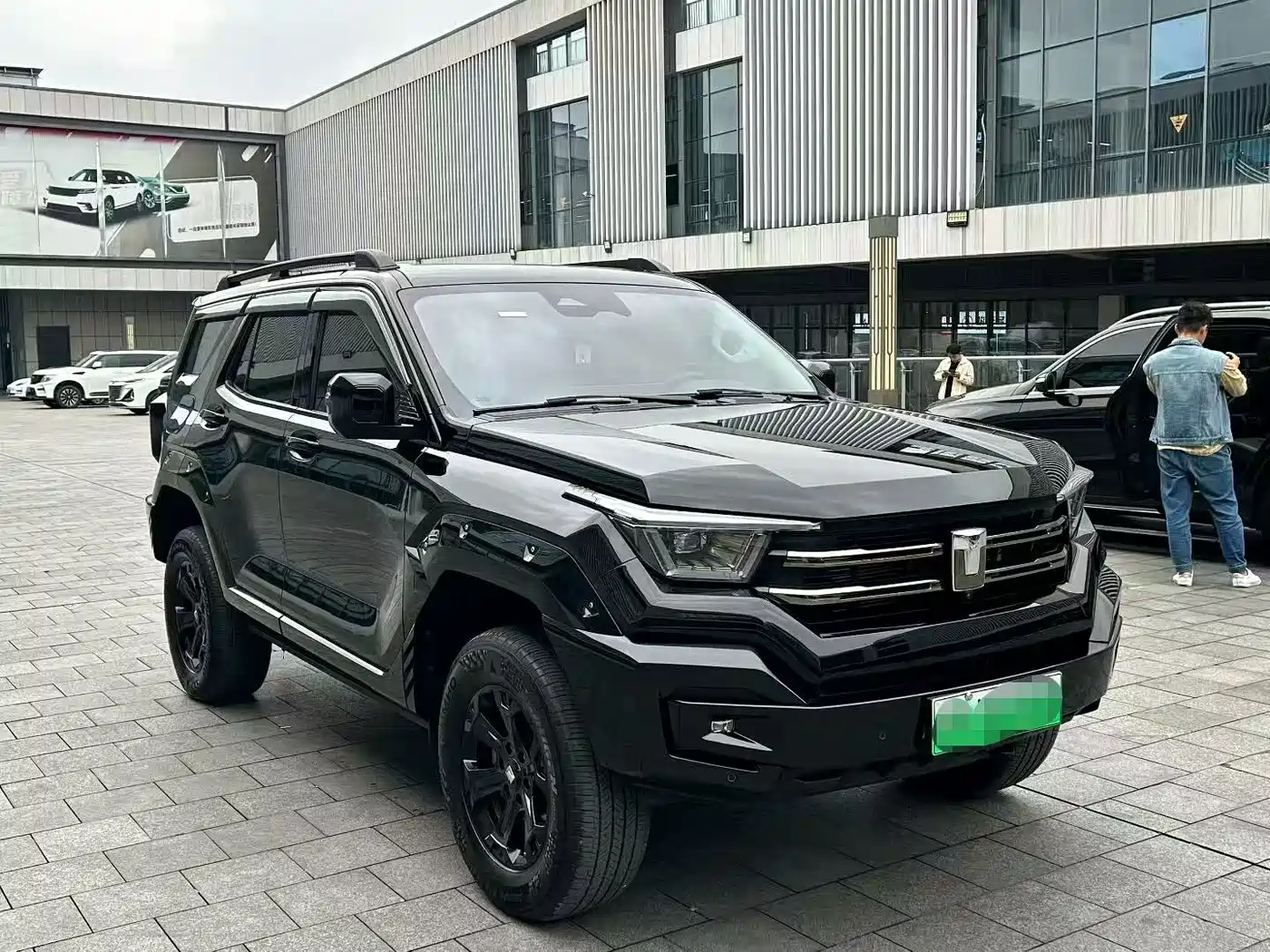 TANK TANK 400 NEW ENERGY