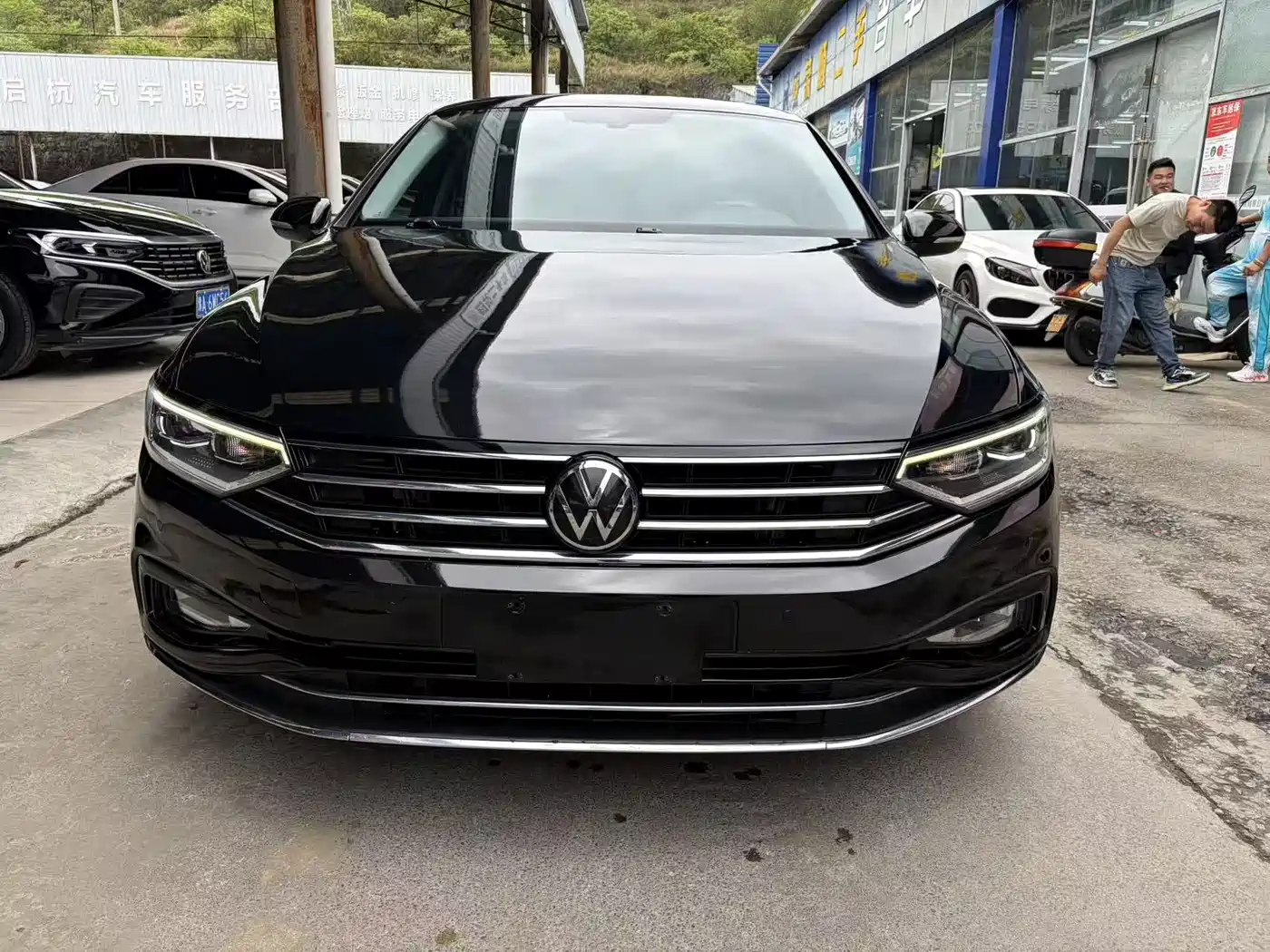 Volkswagen Magotan 2020 330TSI DSG Leading фото 2
