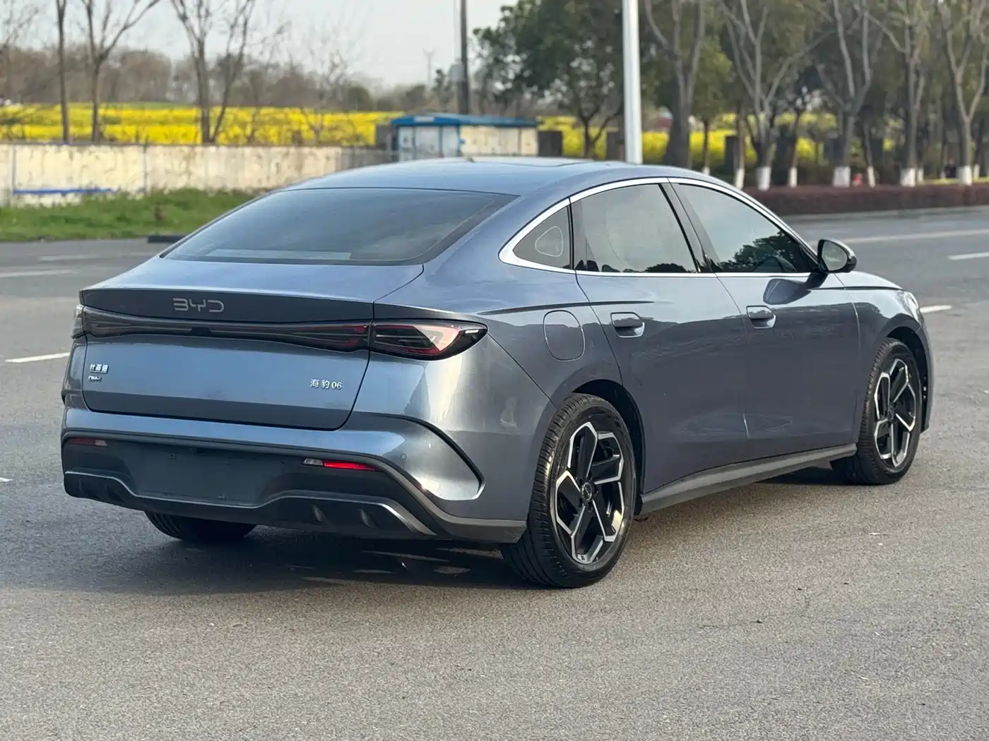 BYD SEAL 06 NEW ENERGY