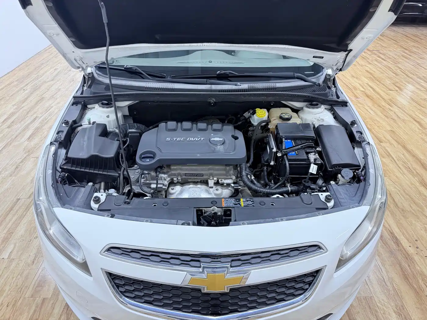 Chevrolet Cruze 2015 1.5L Classic SL MT фото 36