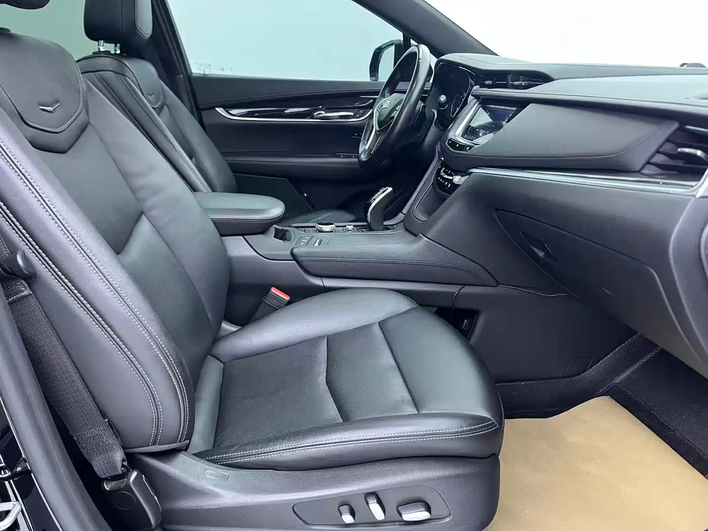 Cadillac XT5 2020 Facelift 28T Luxury Model фото 5