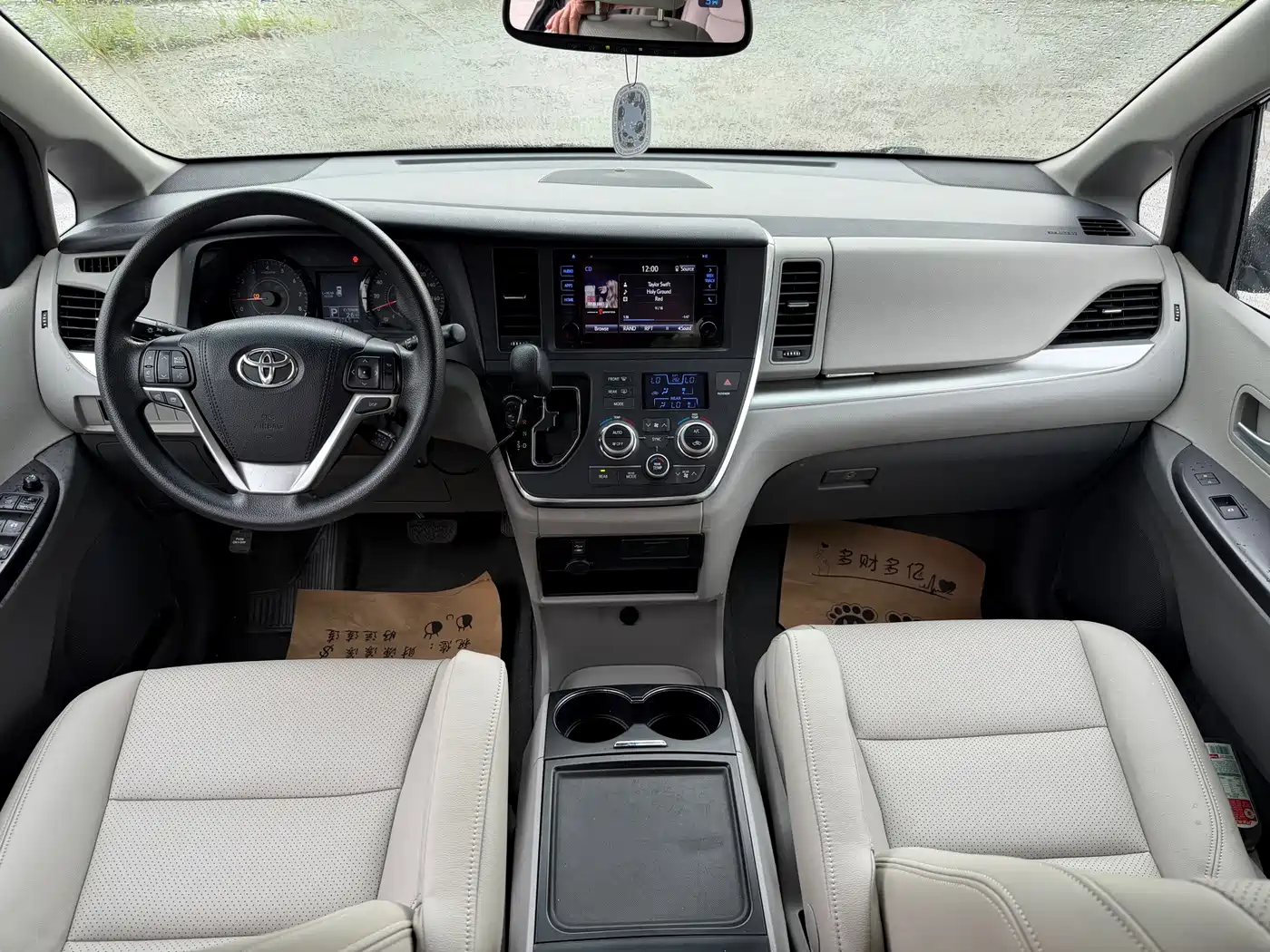 Toyota Sienna 2015 2015 3.5L 2WD LE