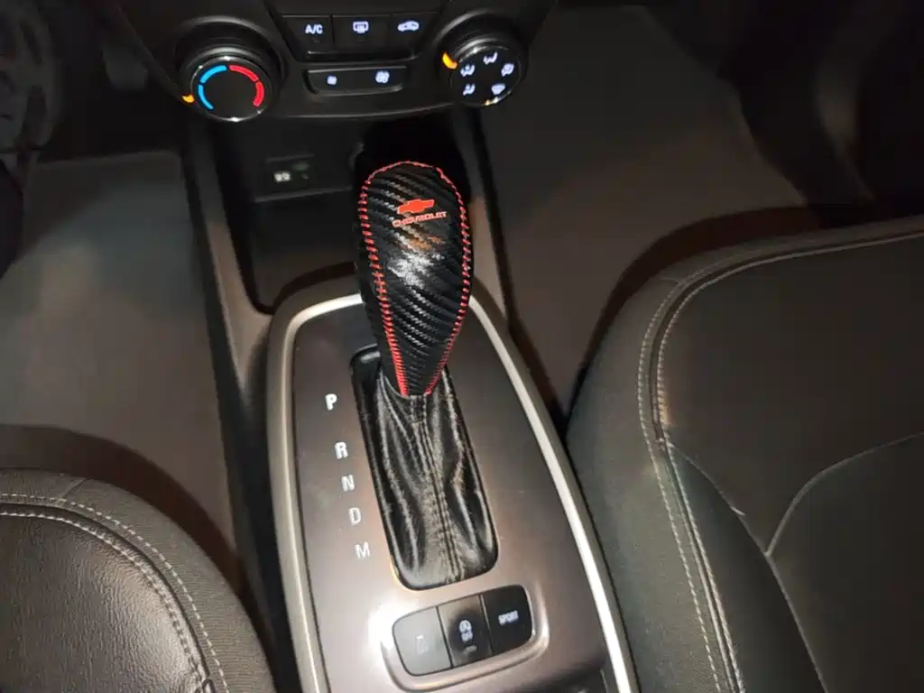 Chevrolet Lova RV 2016 2016 1.5L Automatic Fun Edition