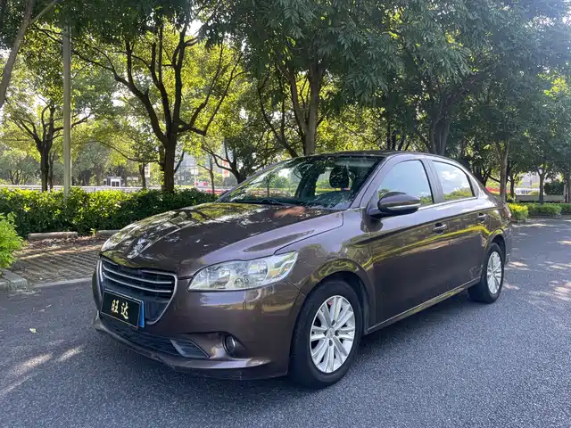  Peugeot Peugeot 301 2014 1.6L Automatic Comfort Edition
