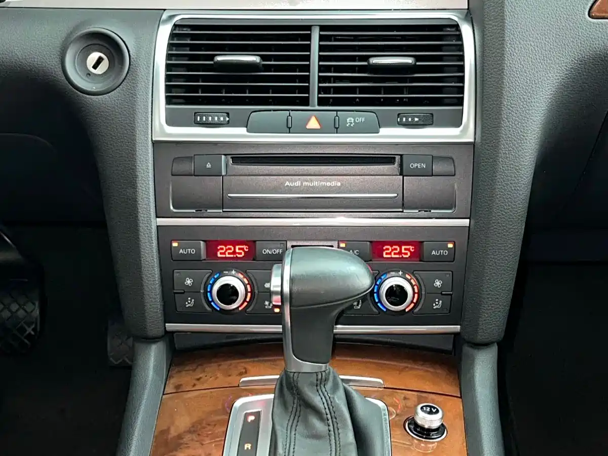 Audi Q7 2014 35 TFSI Sport фото 14