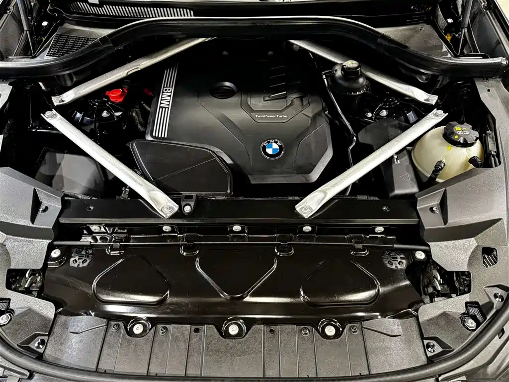 BMW X5 2022 Facelift xDrive 30Li M Sport Package фото 12