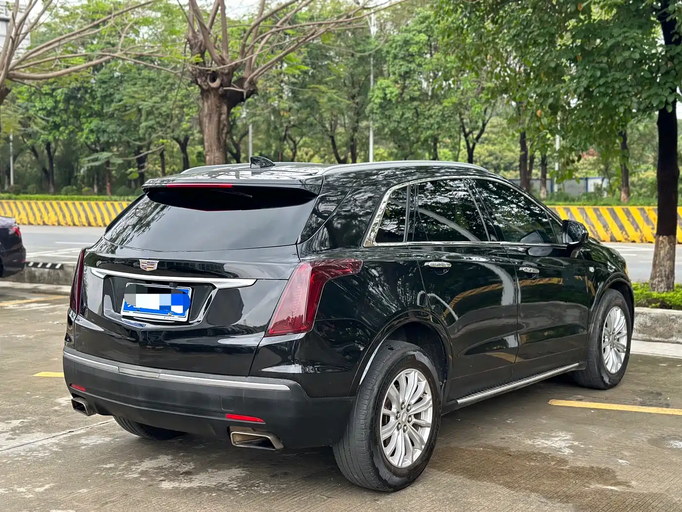 Cadillac XT5 2016 28T AWD Technology Model фото 6