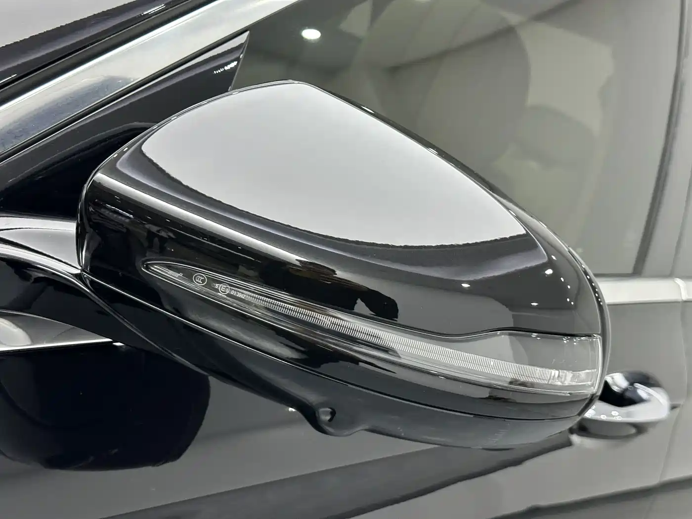 Mercedes-Benz E-Class 2022 Facelift E 300 L Luxury Style фото 22